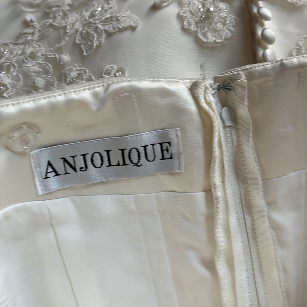 Strapless Lace Appliqué Wedding Dress in Ivory - Picture 6 of 9